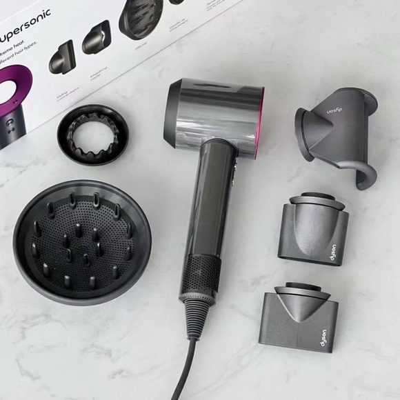 Dyson Supersonic Hair Dryer with Grey Body and Magenta Head - Picture 5 of 8